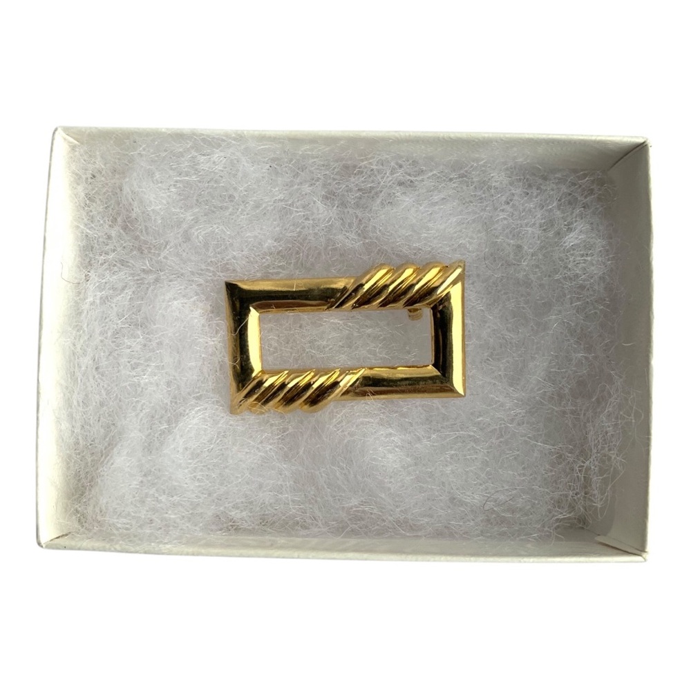 Vintage 70s gold-tone rectangular frame brooch